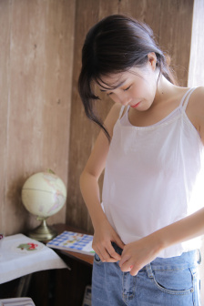 过来趴下